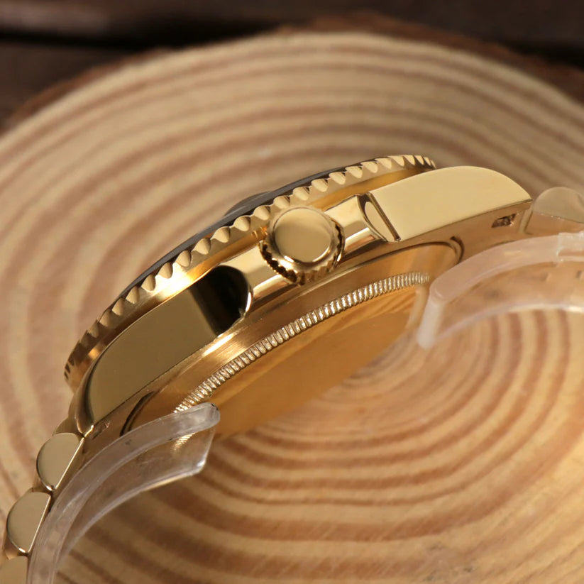 GMTEIKO GOLD BRUCE WAYNE